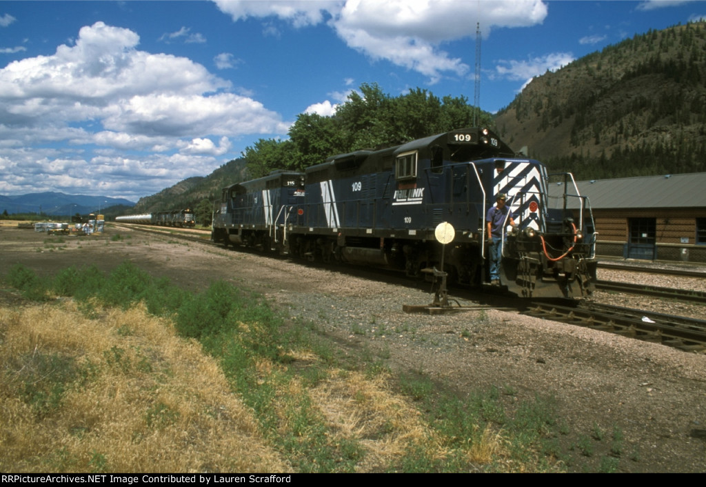 MRL 115 Switching at Paradise